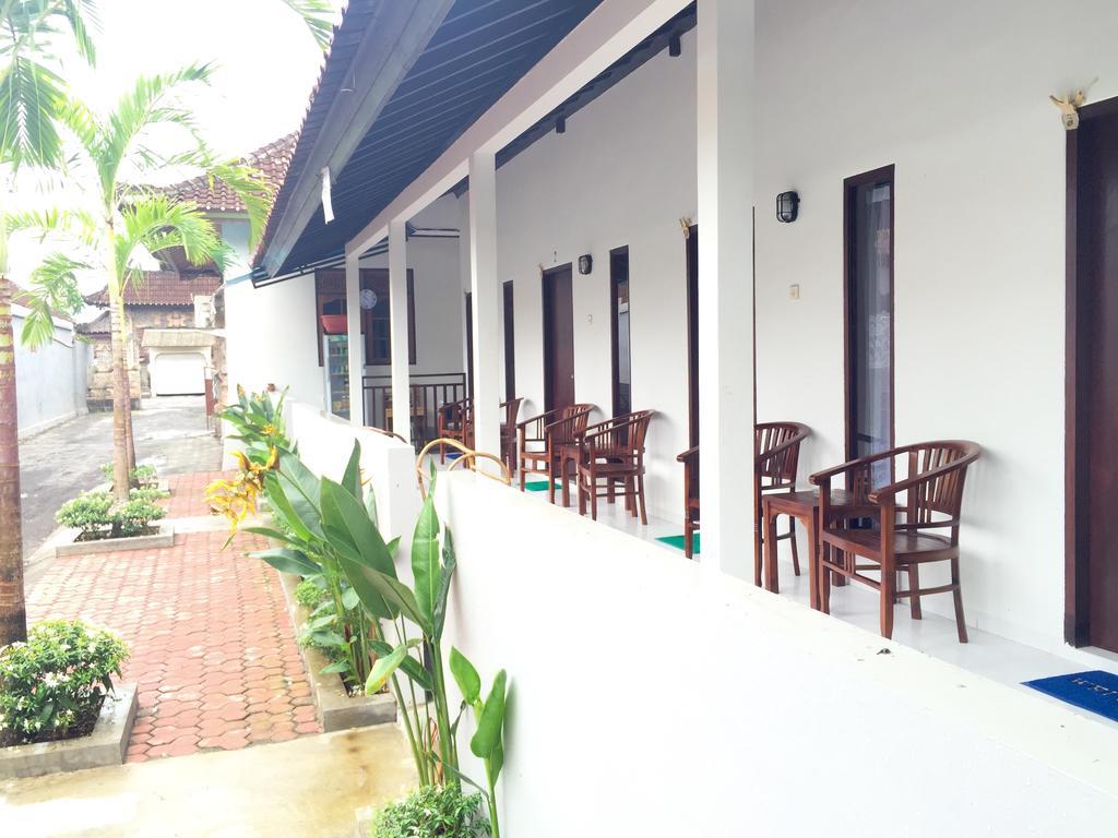 Taman Ratih Guest House Canggu Exterior foto